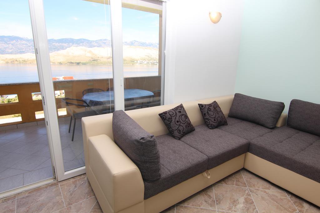 Apartments Ljubic Паг Экстерьер фото