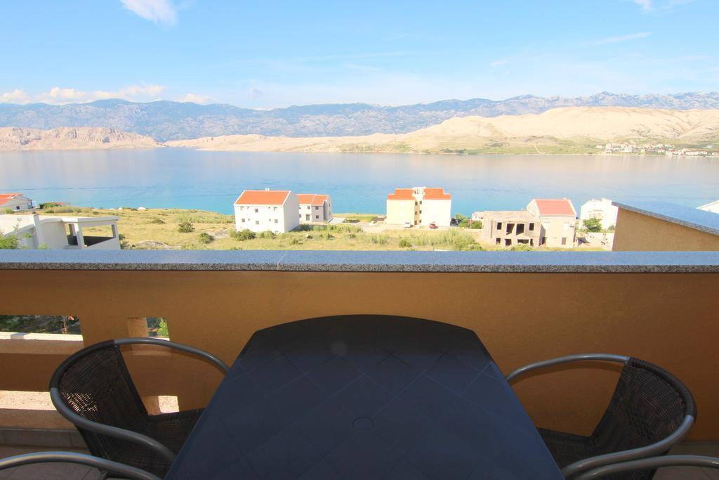 Apartments Ljubic Паг Экстерьер фото